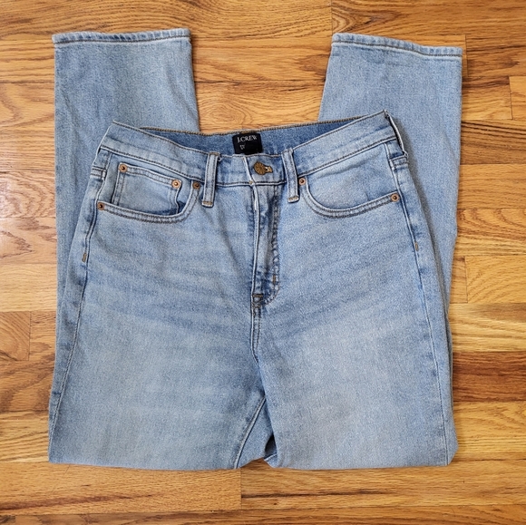 J.Crew Essential Straight Mid Wash All Day Stretch High Rise(28) - Picture 2 of 10